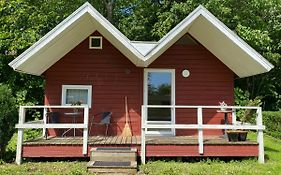 4-Personers Hytte Pa Rinkenaeshus Camping - Hytte C